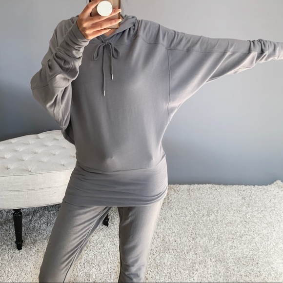 LAST➖NENE in Gray - Picture 3 of 6